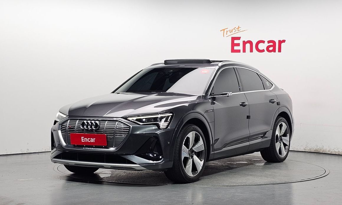 Audi e-tron 2022