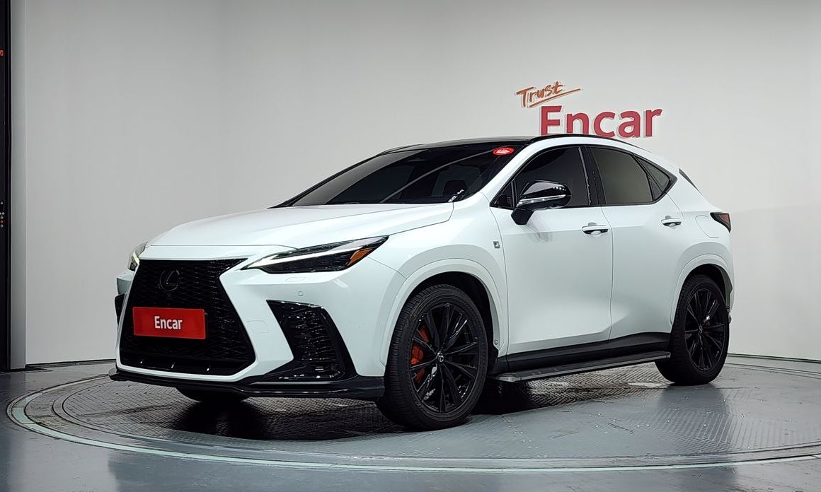 Lexus NX 2025