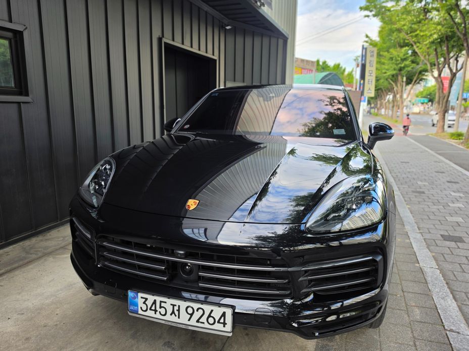 Porsche Cayenne 2022