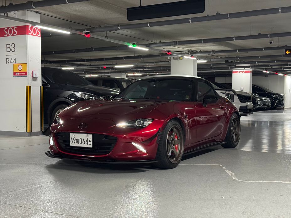 Mazda MX-5 Miata 2021