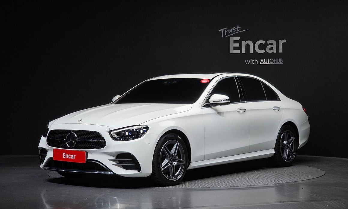 Mercedes-Benz E-Class 2023
