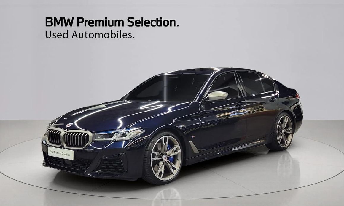 BMW 5-Series 2023