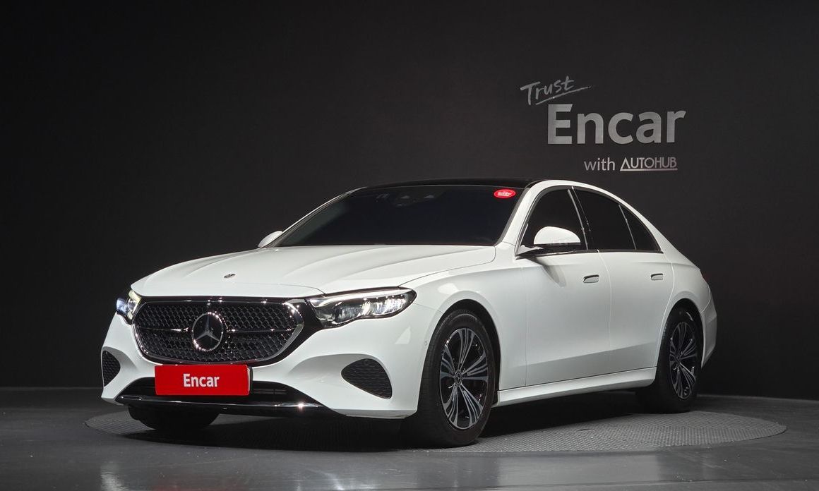 Mercedes-Benz E-Class 2024