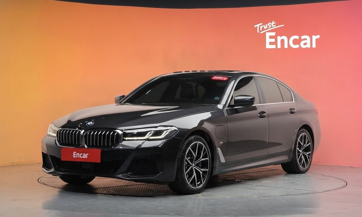 BMW 5-Series 2021