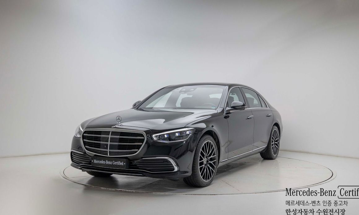 Mercedes-Benz S-Class 2025