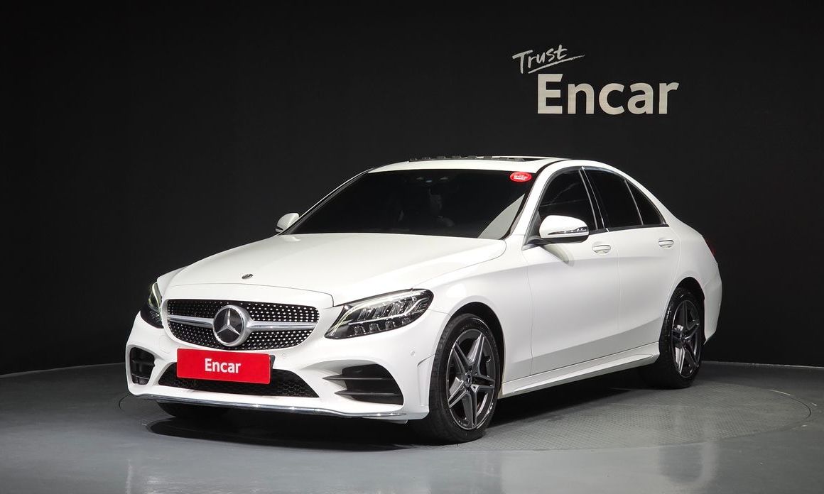 Mercedes-Benz C-Class 2021