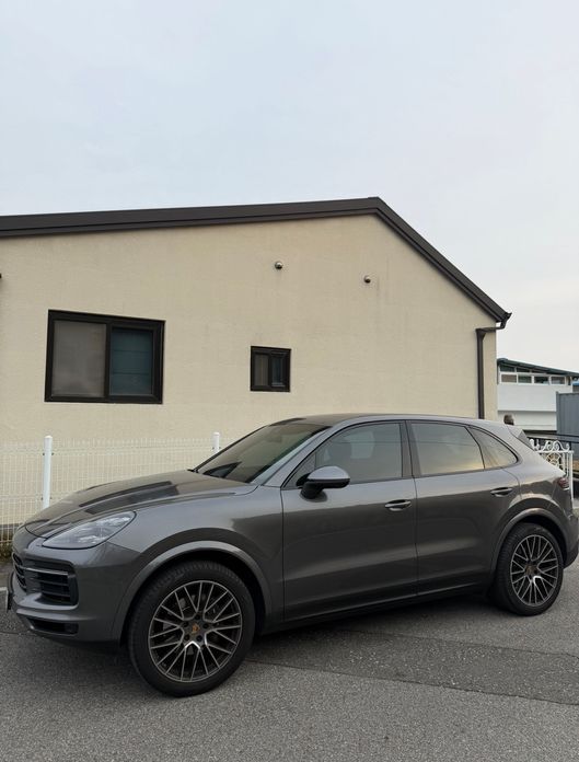 Porsche Cayenne 2020