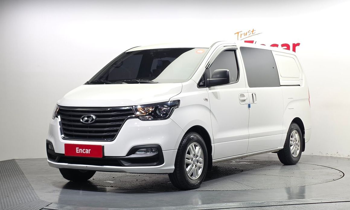 Hyundai Starex 2021