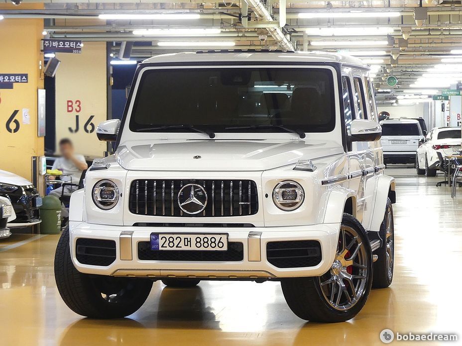 Mercedes-Benz G-Class 2024
