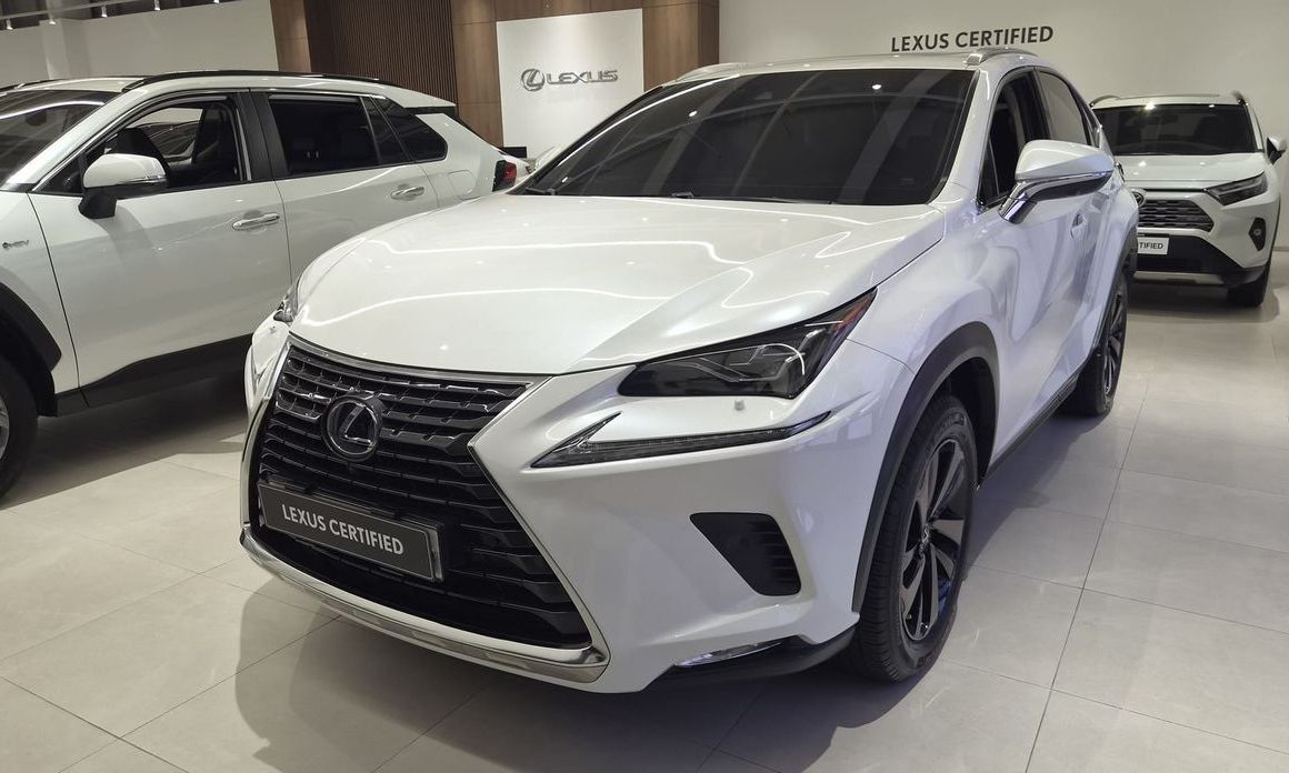 Lexus NX 2021