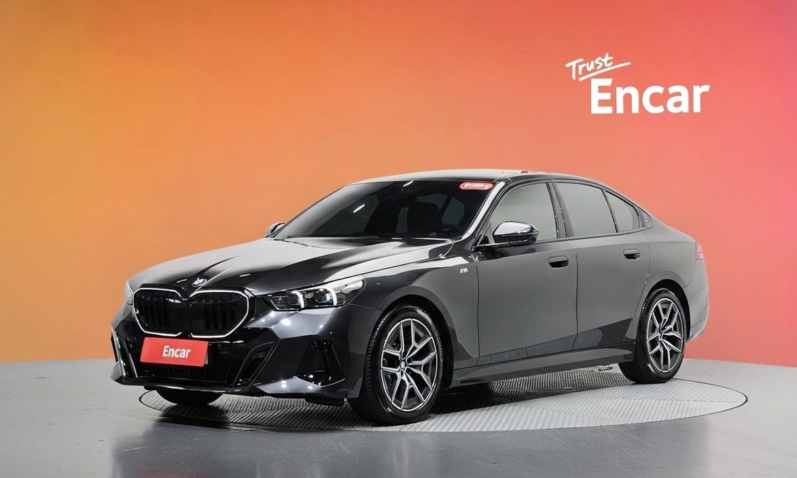 BMW 5-Series 2025
