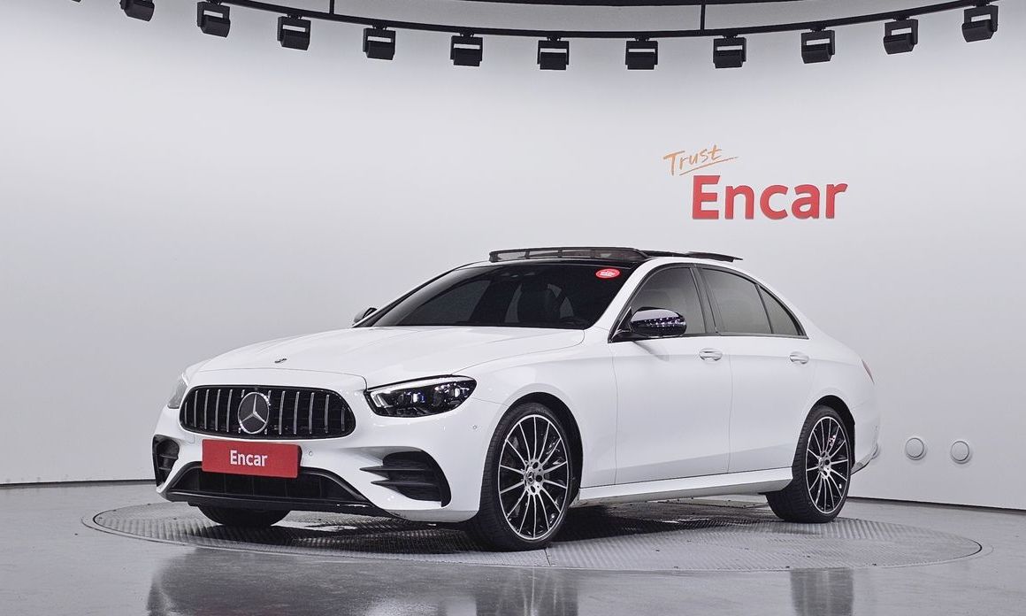 Mercedes-Benz E-Class 2023