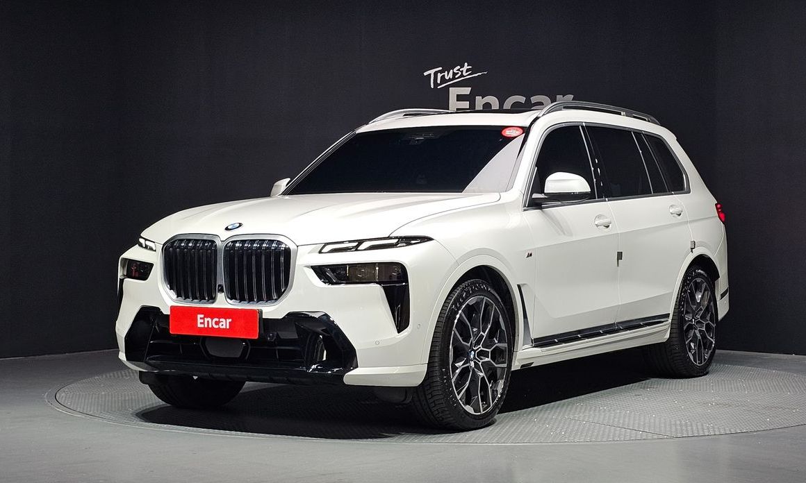 BMW X7 2025