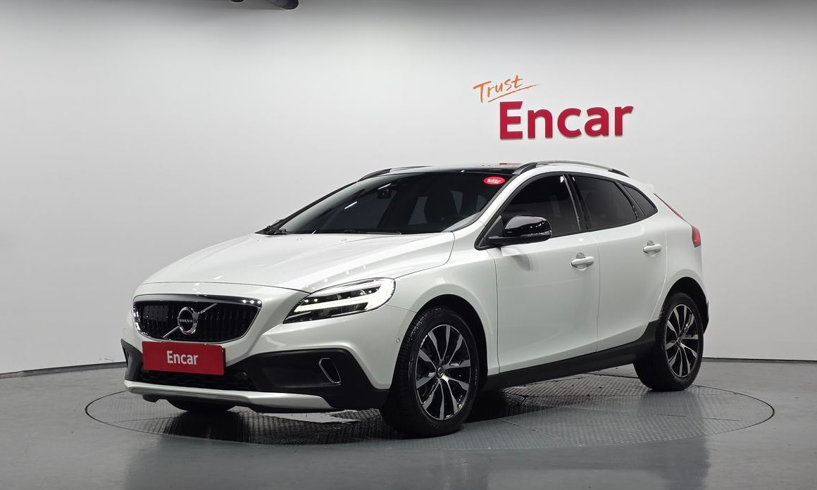 Volvo V40 2019