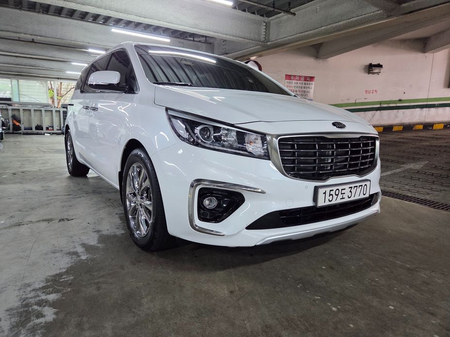 Kia Canival 2019