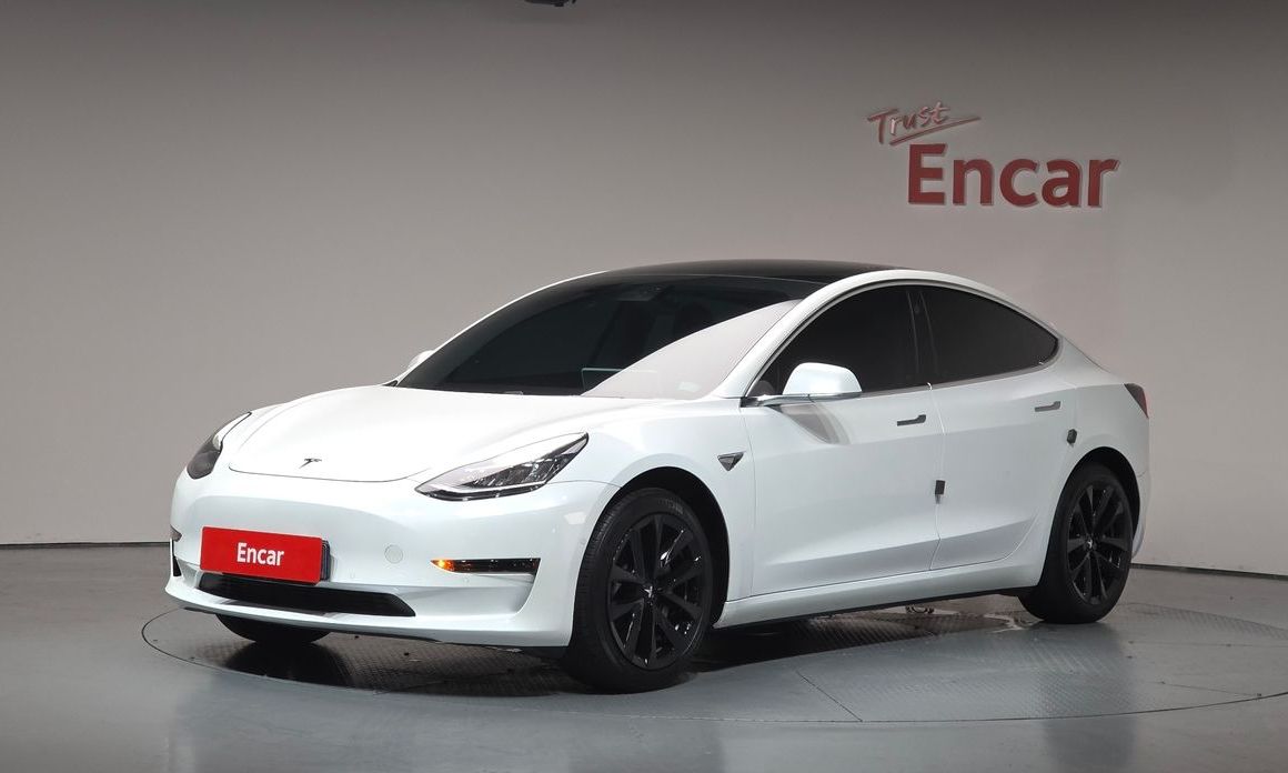 Tesla Model 3 2020