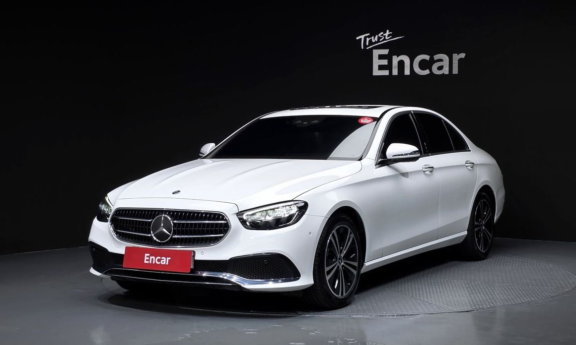 Mercedes-Benz E-Class 2021