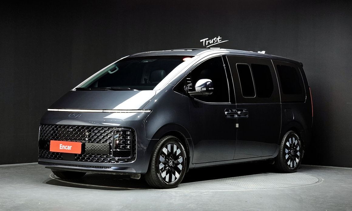 Hyundai Staria 2025