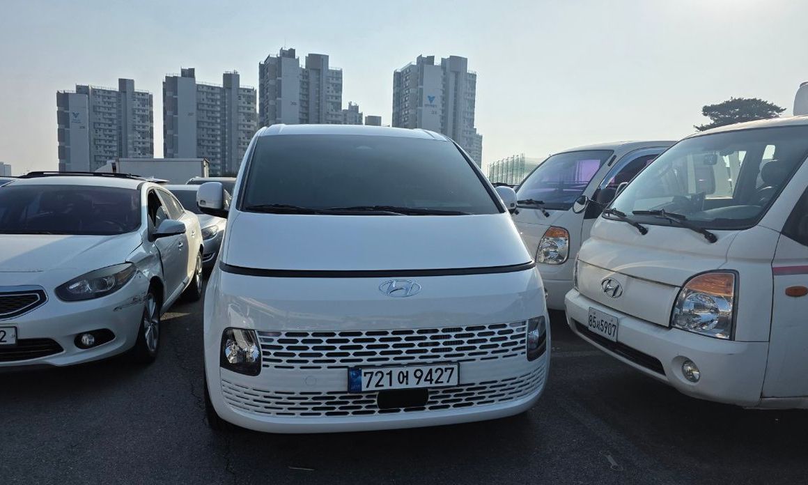 Hyundai Staria 2023