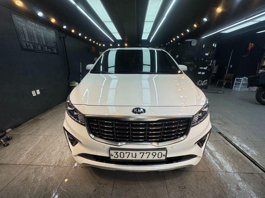 Kia Canival 2020