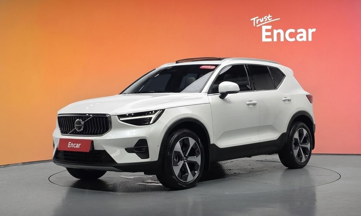 Volvo XC40 2024