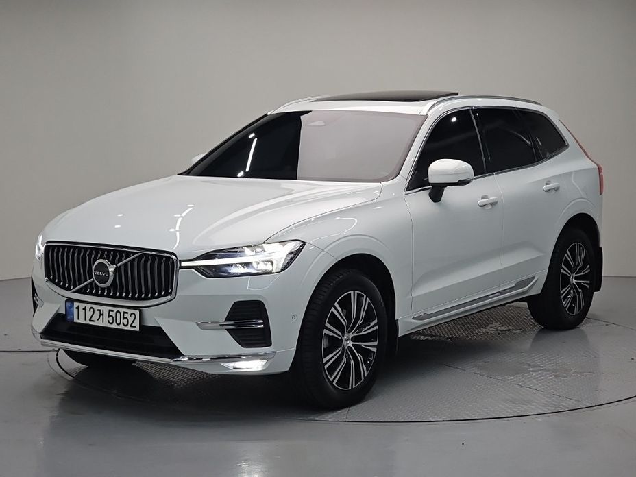 Volvo XC60 2022