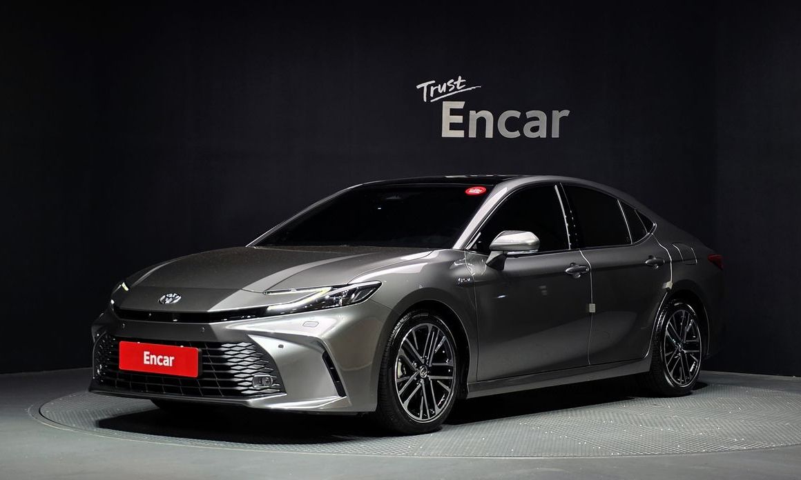 Toyota Camry 2025