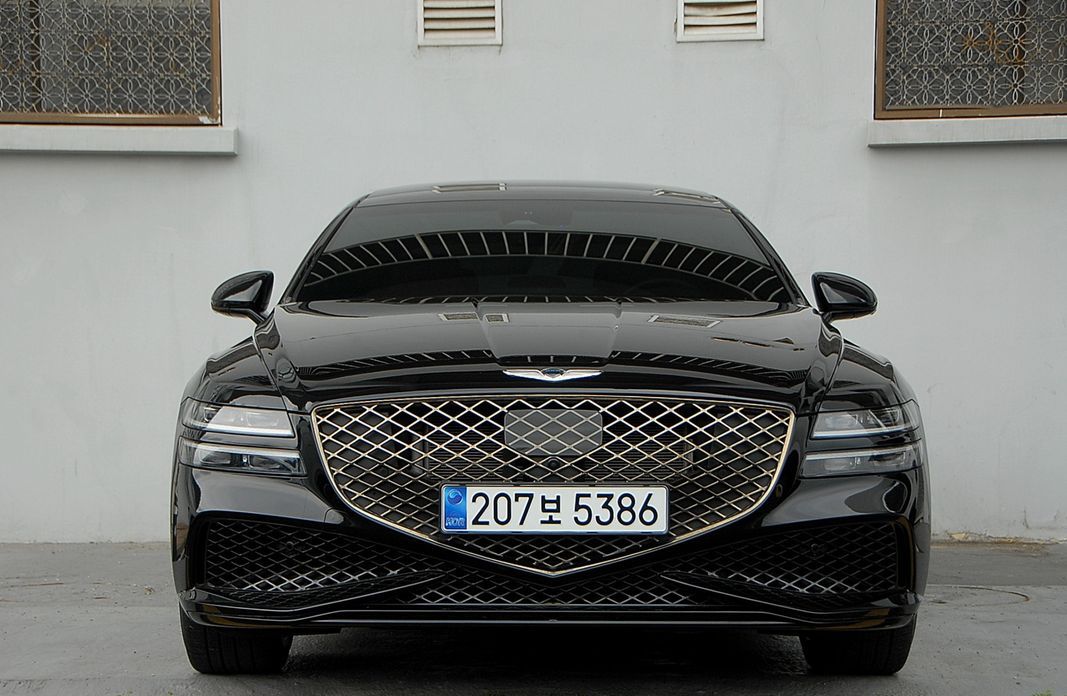 Genesis G80 2023