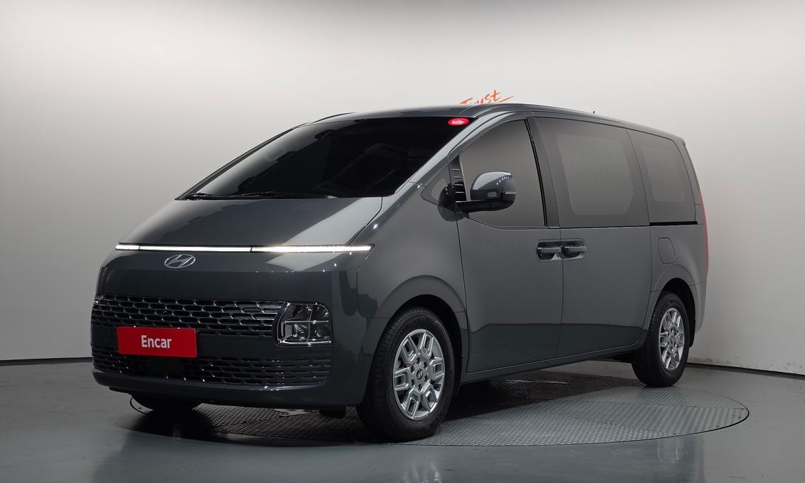 Hyundai Staria 2025