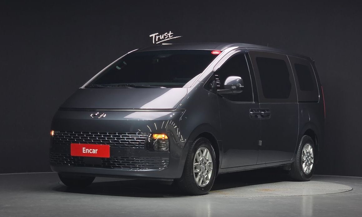 Hyundai Staria 2024