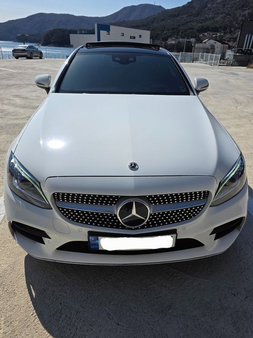 Mercedes-Benz C-Class 2022