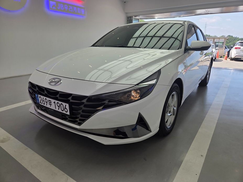 Hyundai AVANTE 2023