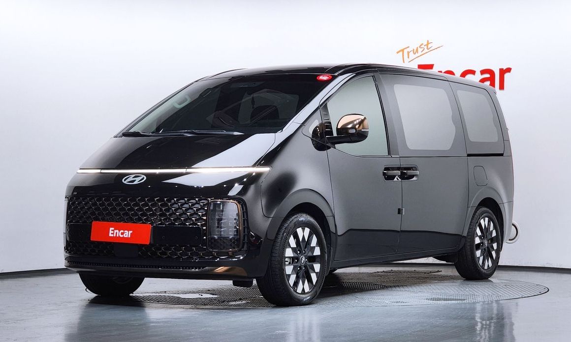Hyundai Staria 2025