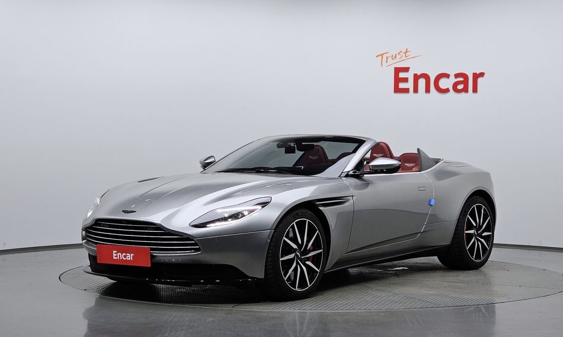 Astonmartin DB11 2023