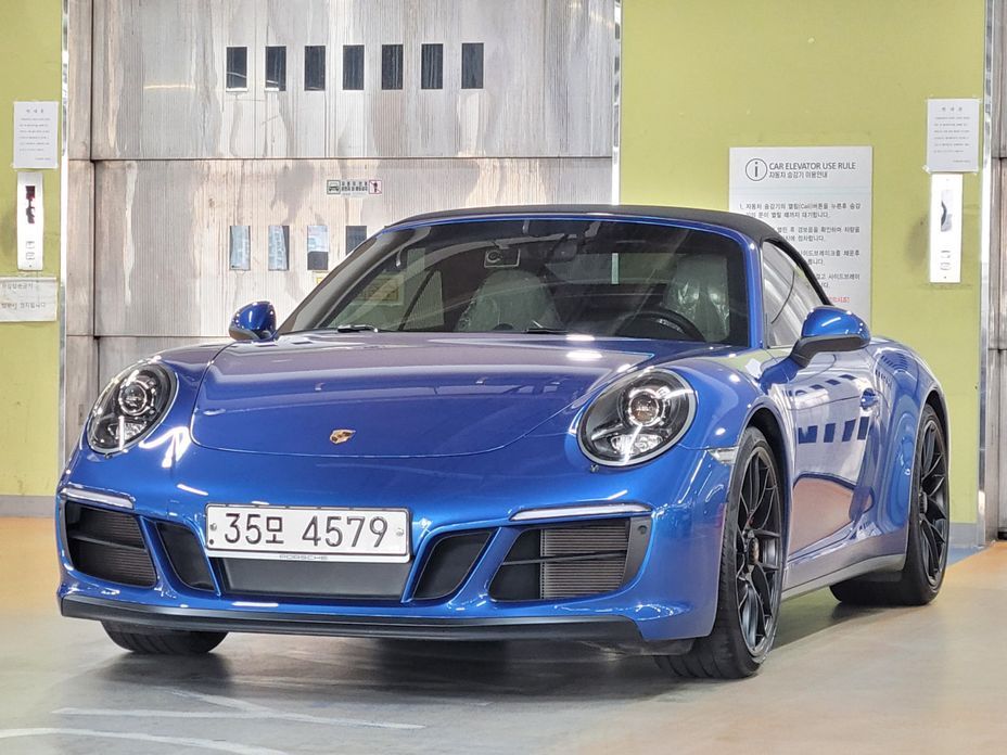 Porsche 911 2018