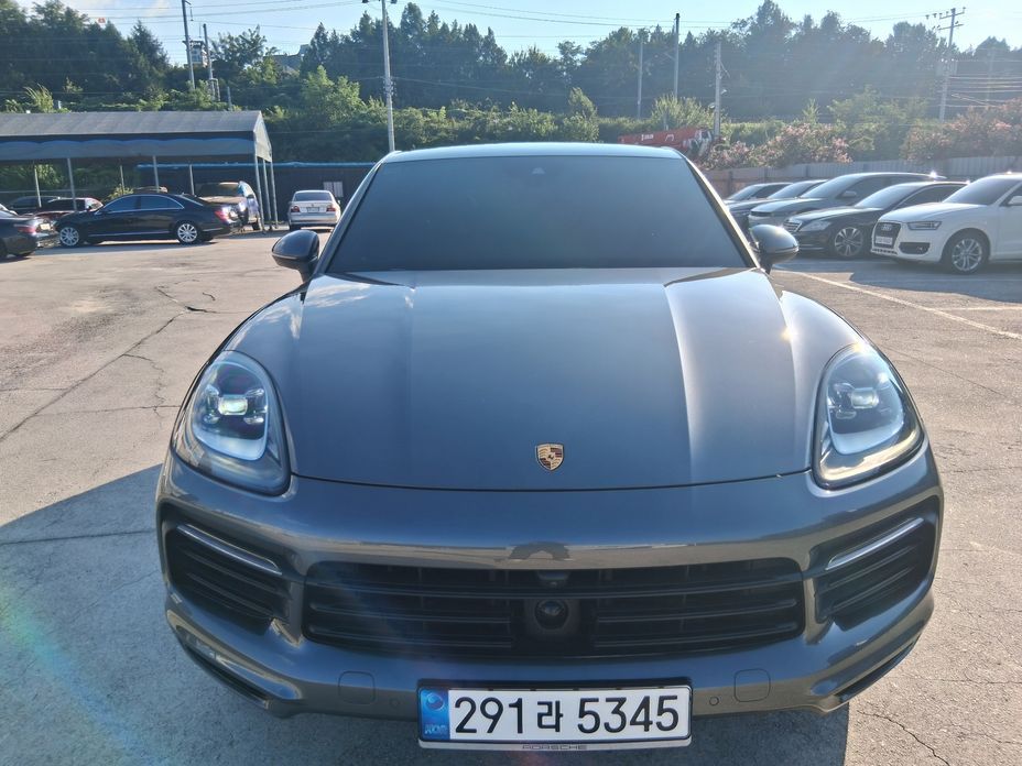 Porsche Cayenne 2022