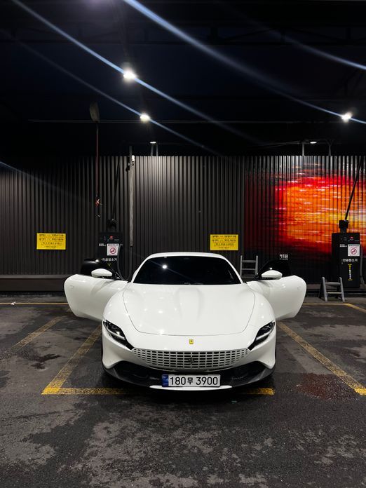 Ferrari Roma 2021