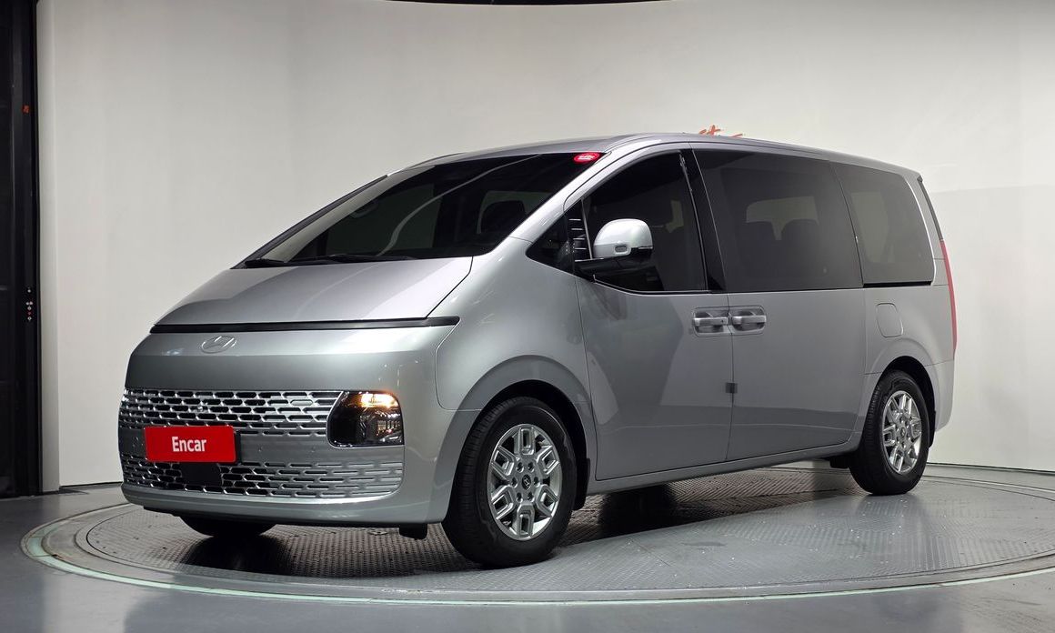 Hyundai Staria 2025