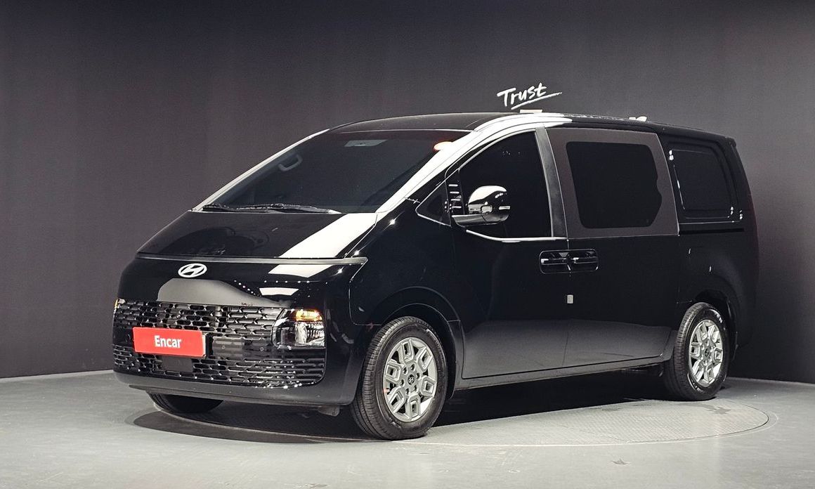 Hyundai Staria 2025