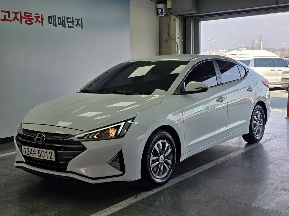 Hyundai AVANTE 2020
