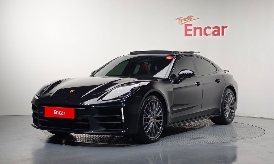 Porsche Panamera 2025