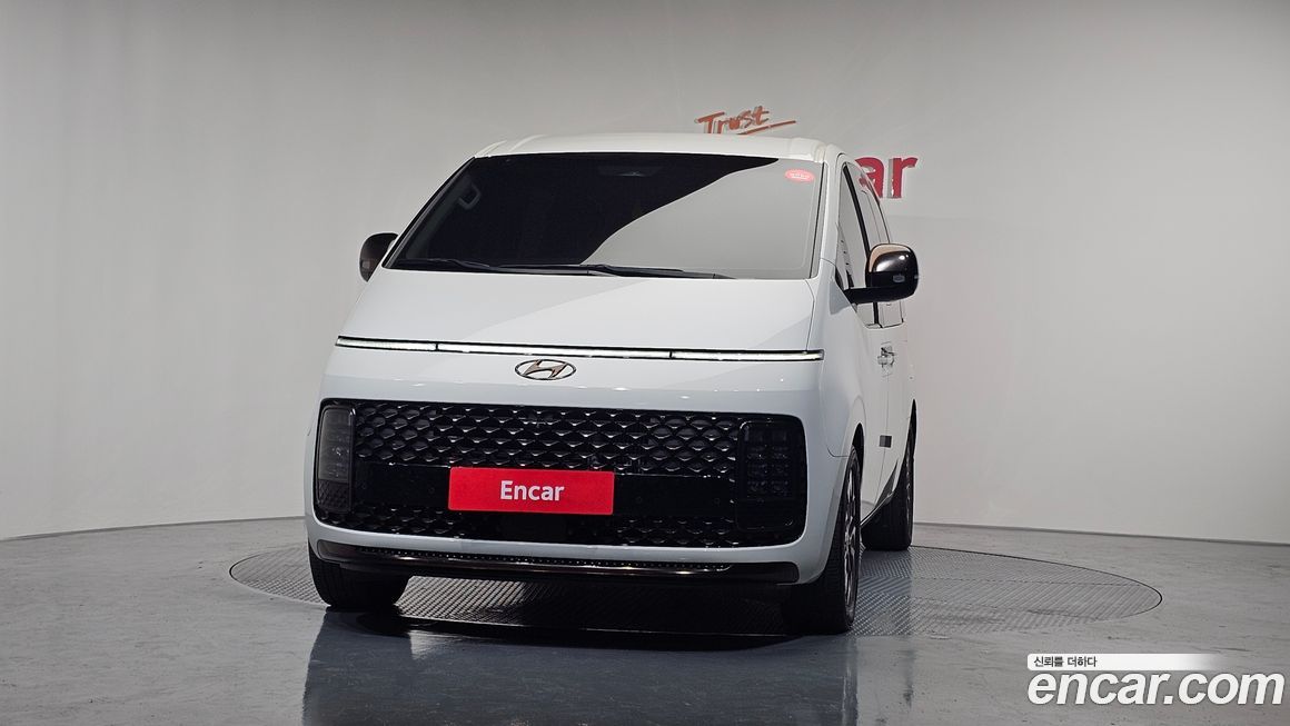 Hyundai Staria 2022