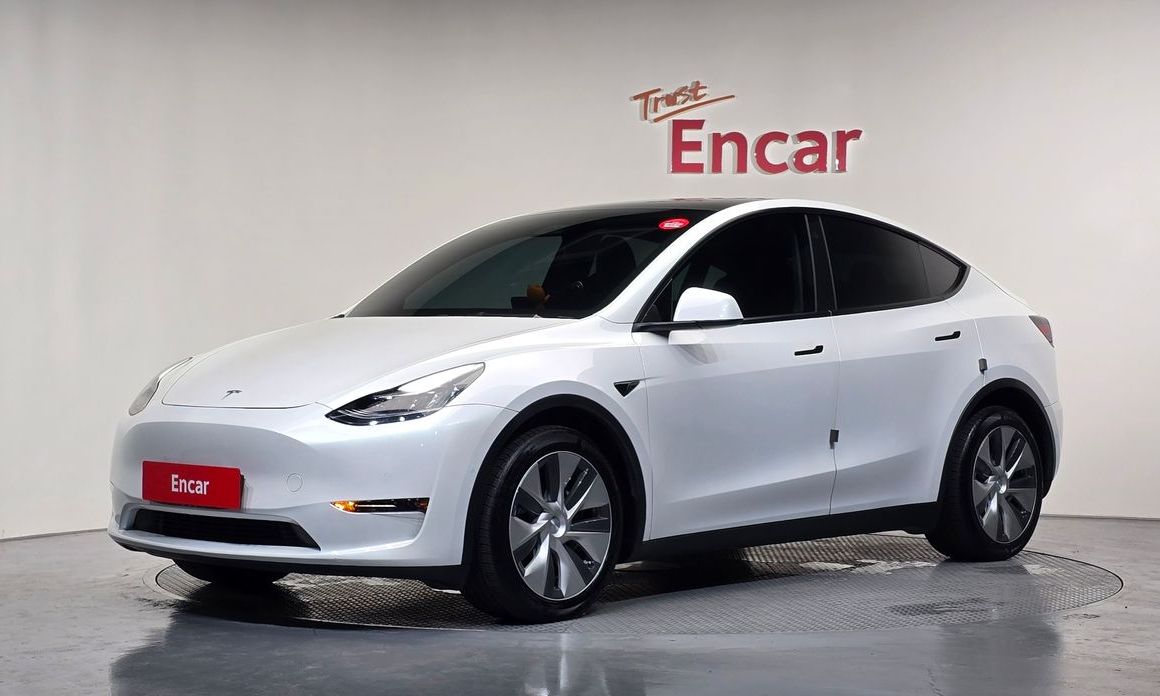 Tesla Model Y 2021