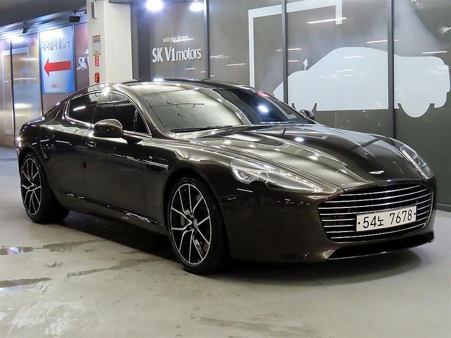 Astonmartin Rapide 2015
