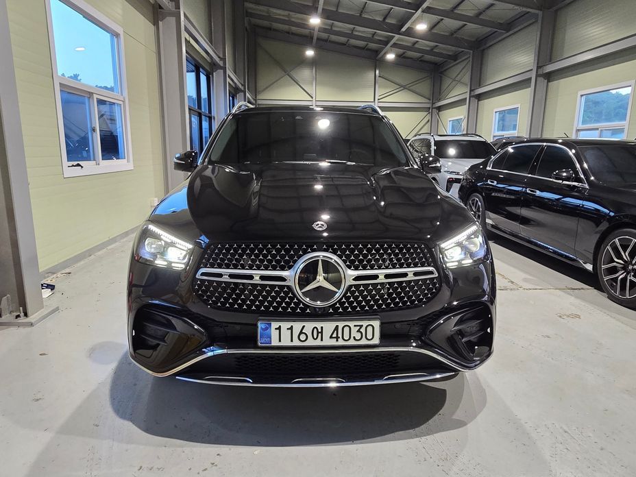 Mercedes-Benz GLE-Class 2023