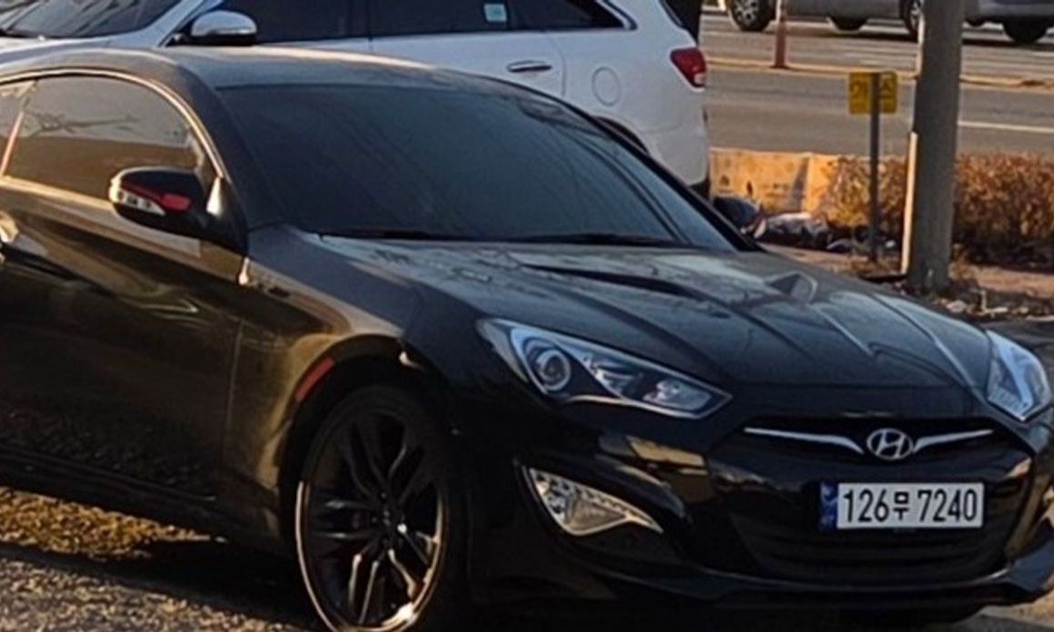 Hyundai Genesis 2016