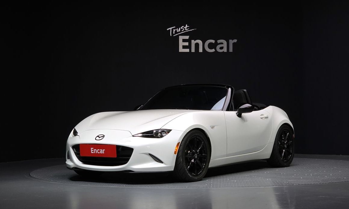 Mazda MX-5 Miata 2021