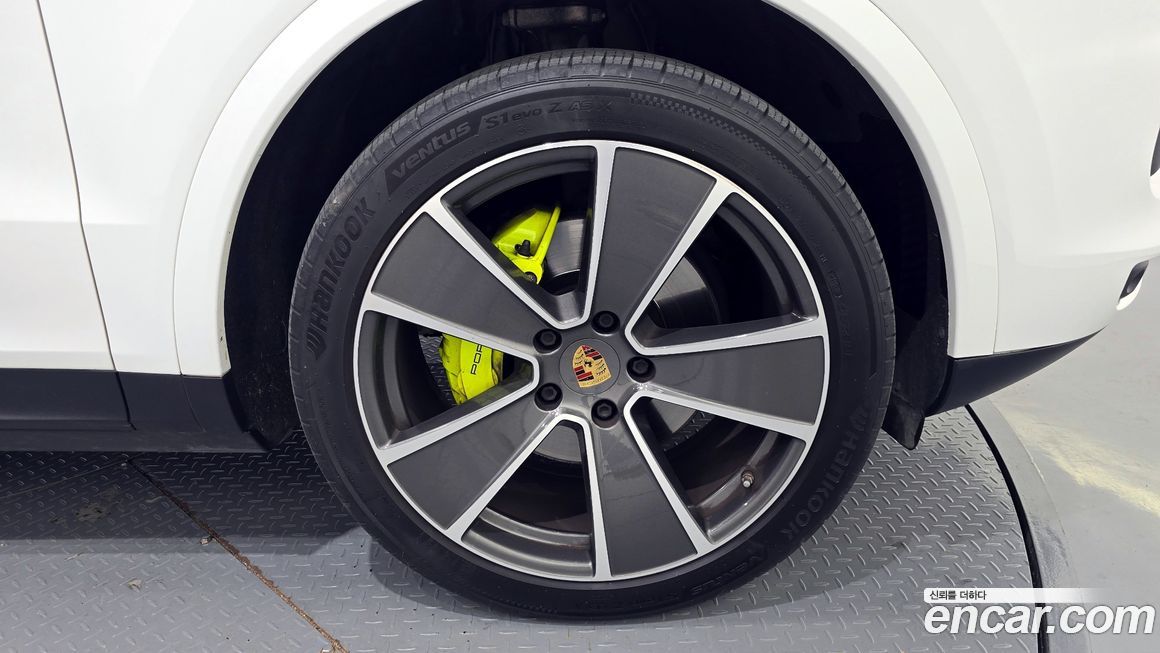 Porsche Cayenne 2020