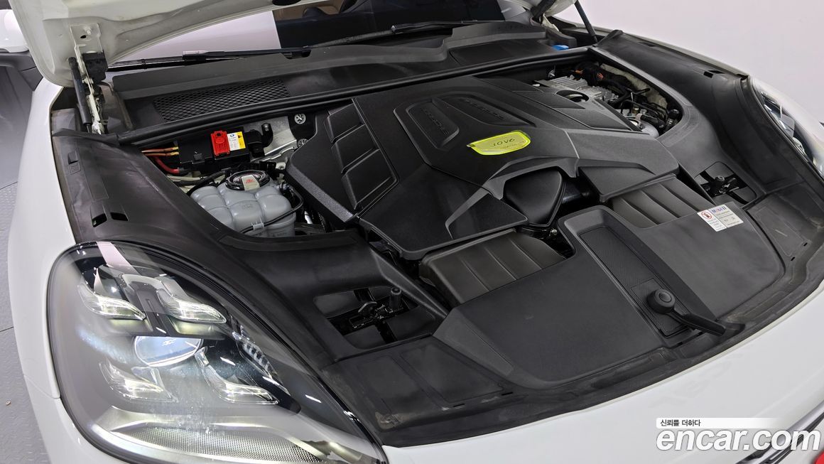 Porsche Cayenne 2020