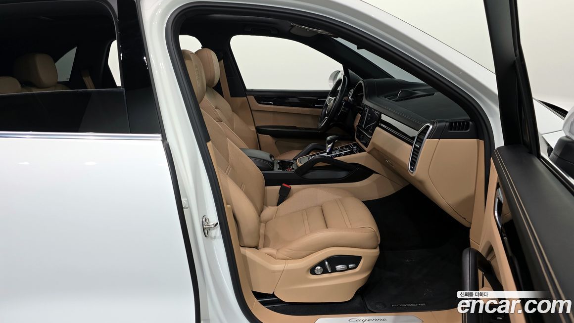 Porsche Cayenne 2020